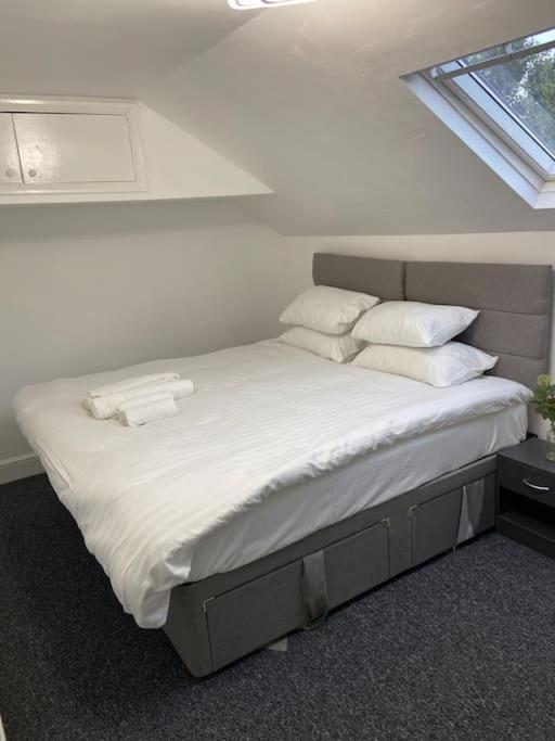 2 Bedroom Flat In Londra Dış mekan fotoğraf