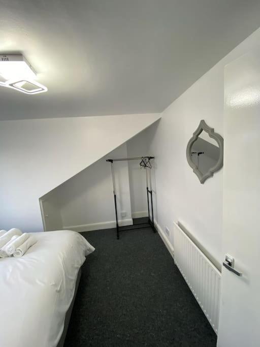 2 Bedroom Flat In Londra Dış mekan fotoğraf
