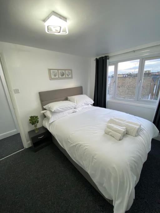 2 Bedroom Flat In Londra Dış mekan fotoğraf