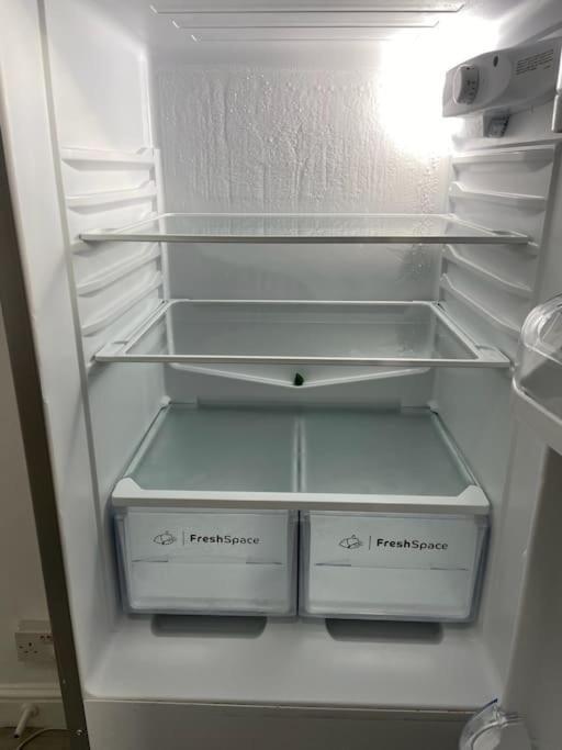2 Bedroom Flat In Londra Dış mekan fotoğraf