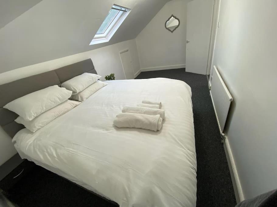 2 Bedroom Flat In Londra Dış mekan fotoğraf